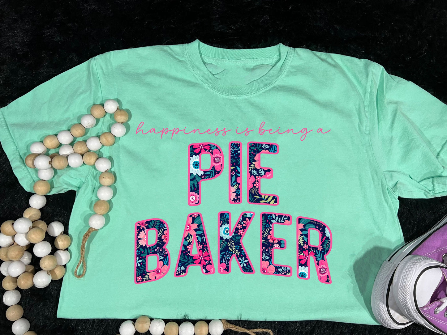 Happiness is Being a Mama Pink Outline