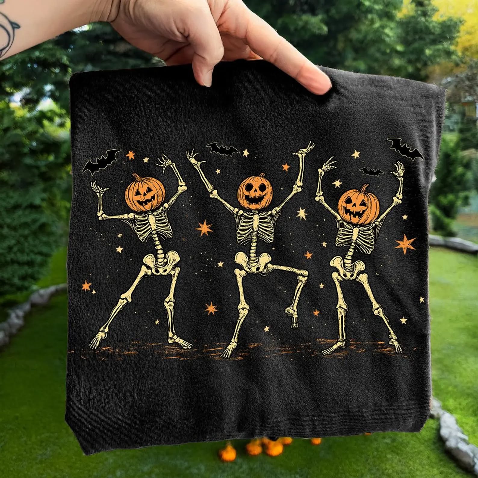 Happy Dancing Skeletons