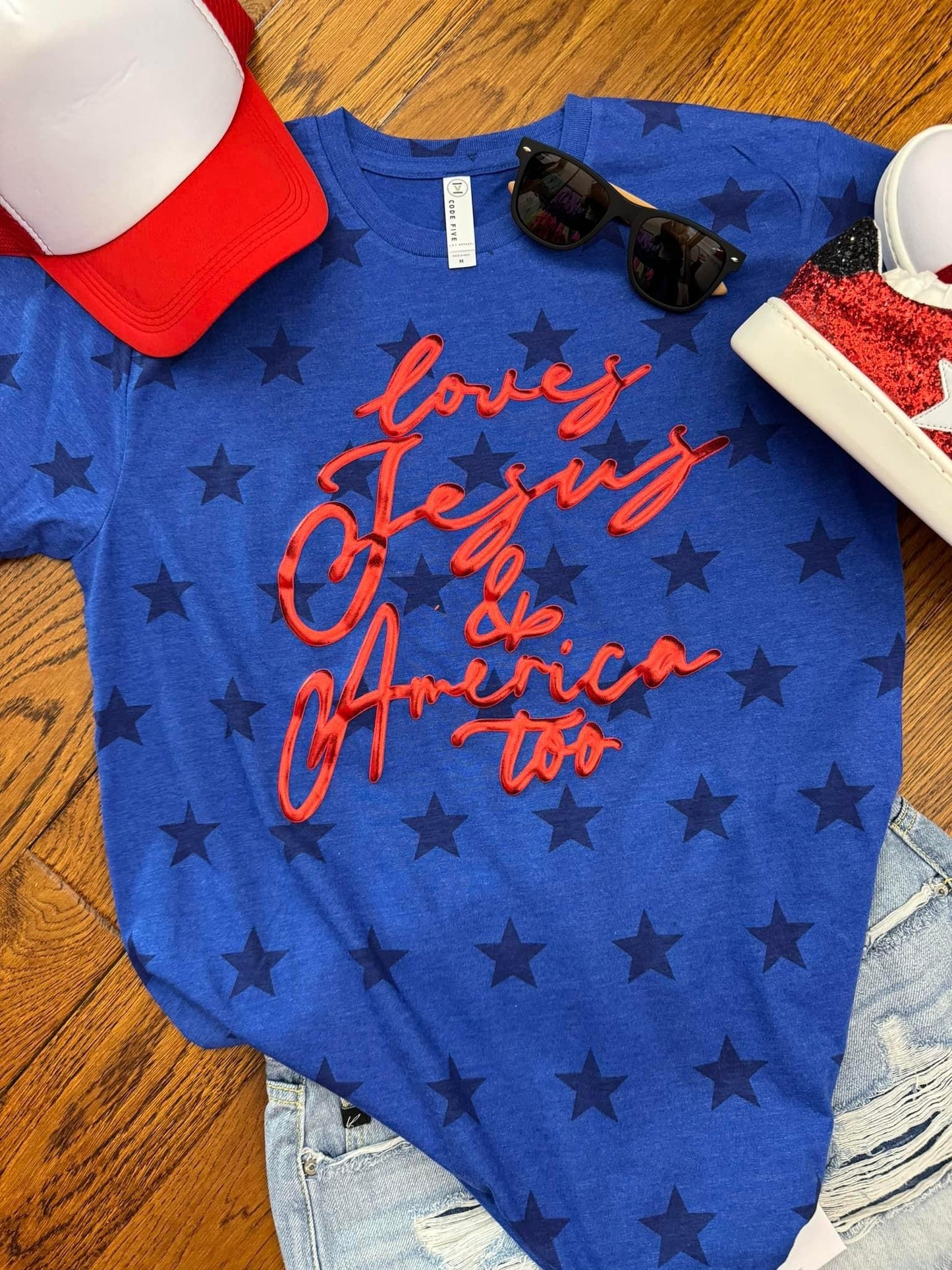 Loves Jesus Red Metalic Puff Blue Star Short Sleeve