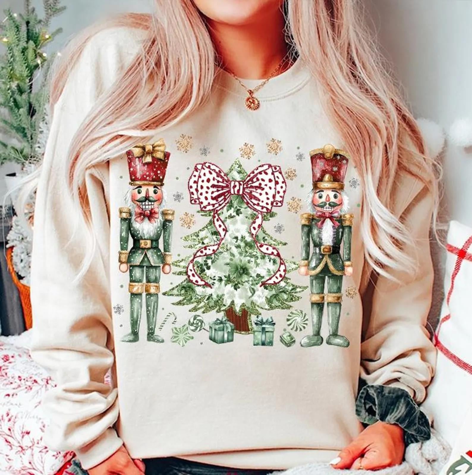 Polk A Dot Bow Christmas Tree Nutcrackers
