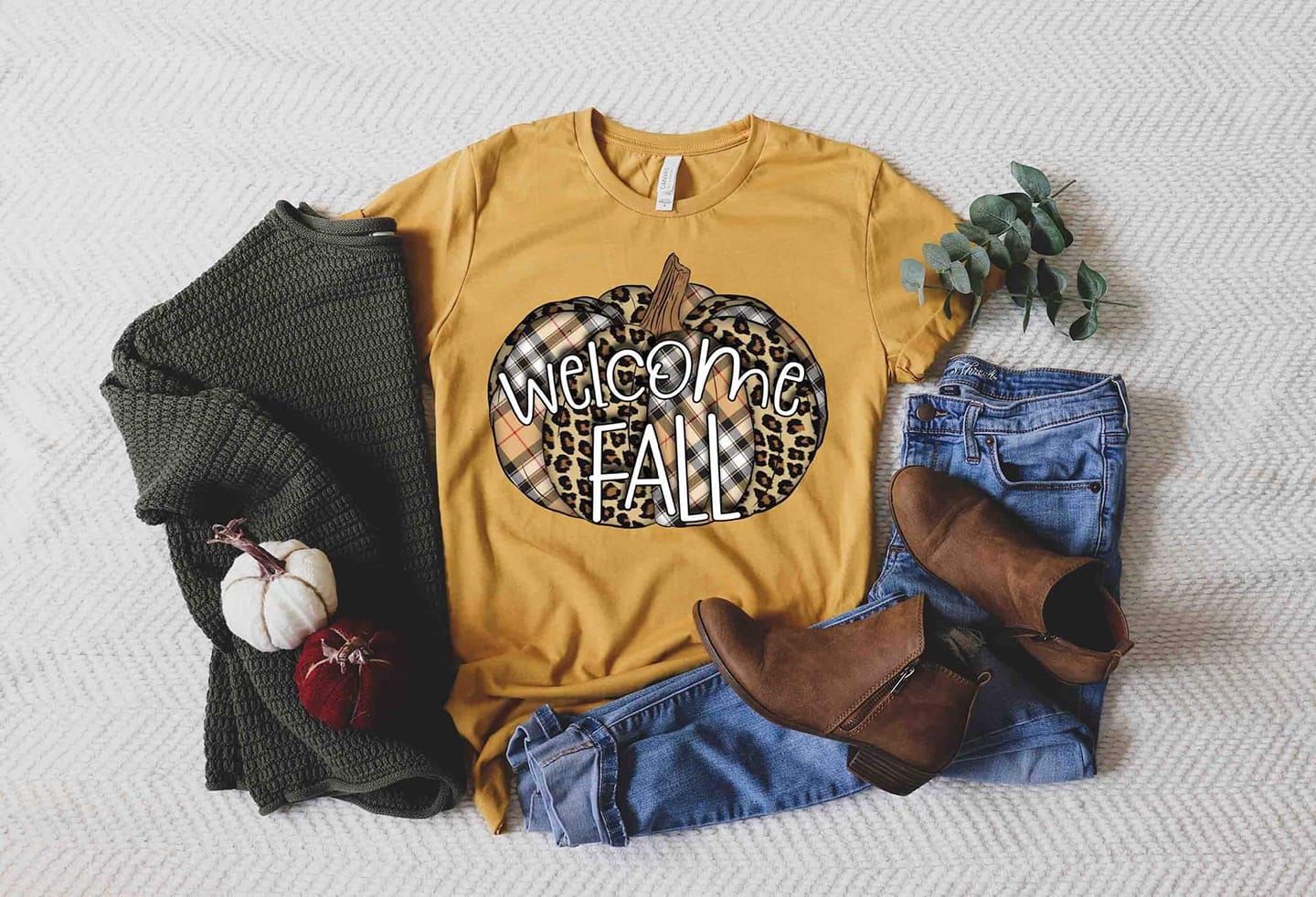 welcome fall pumpkin