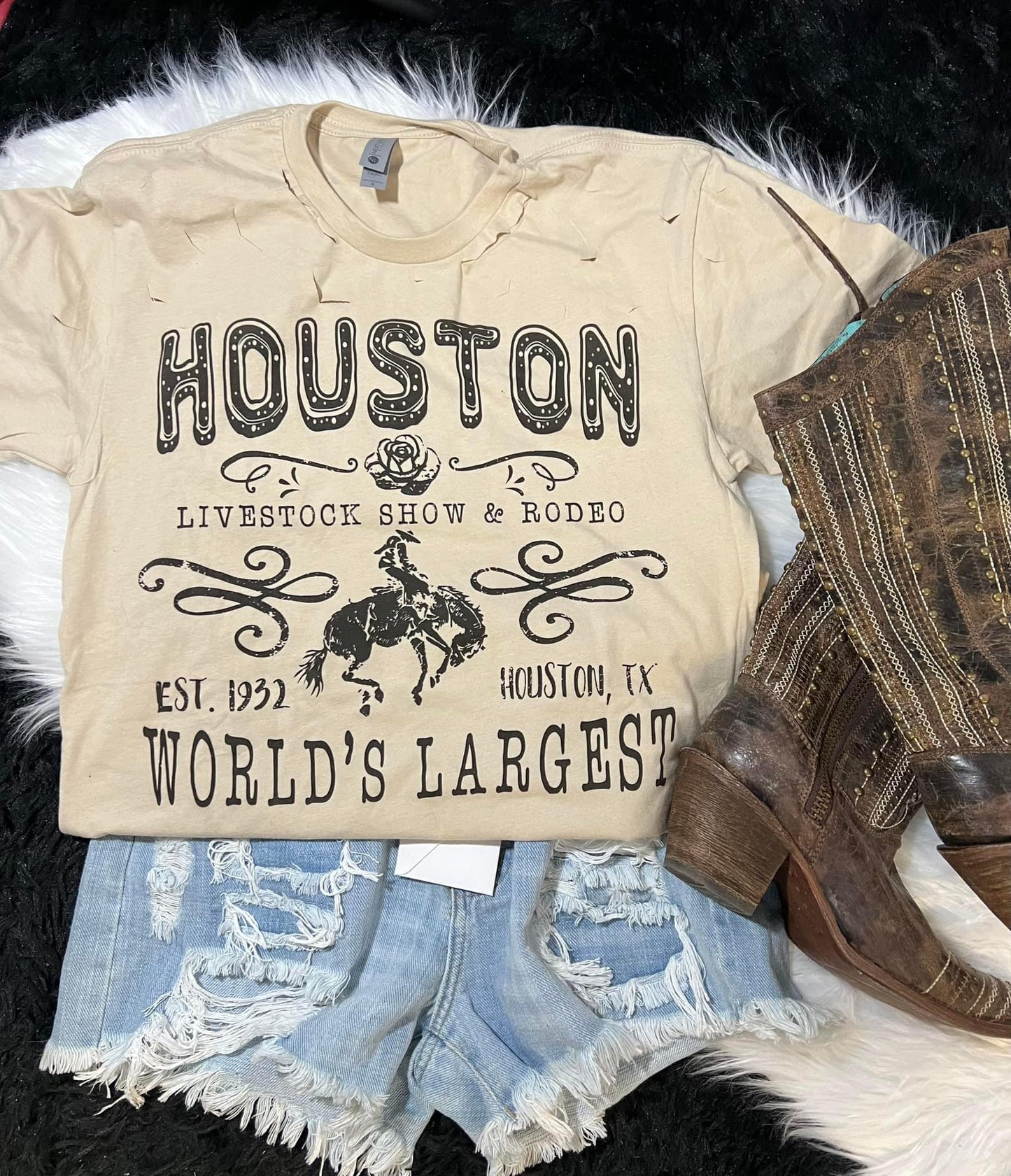 Huston Rodeo Distressed