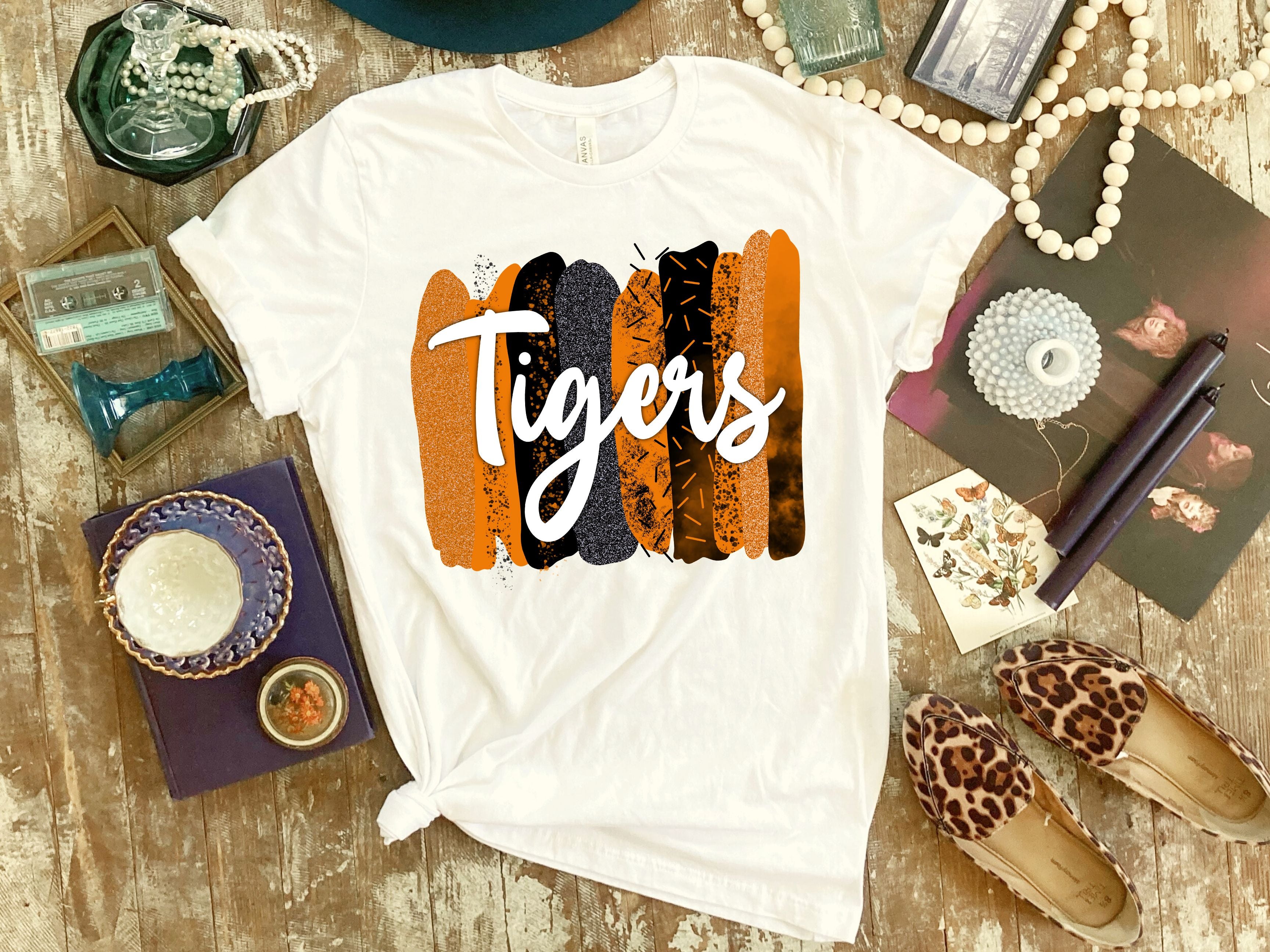 tigers orange black