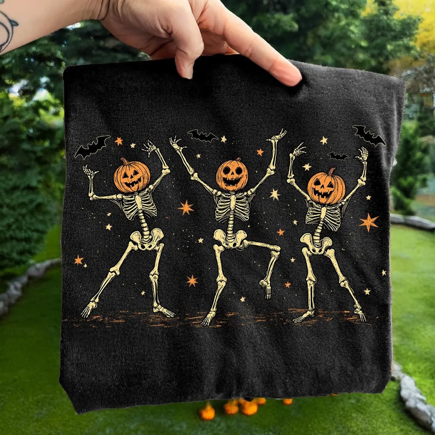 Happy Dancing Skeletons