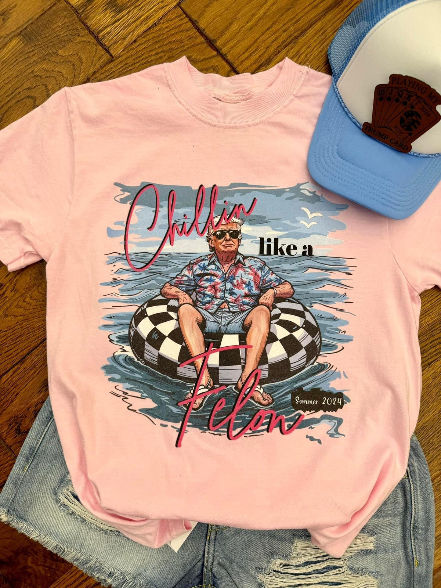 Chillin Like A Felon Short Sleeve