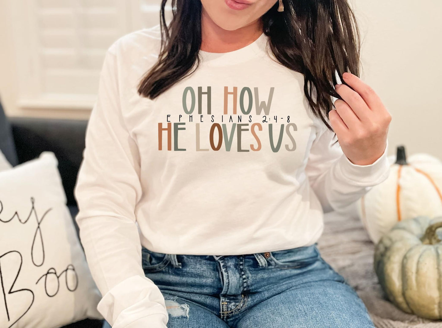 Oh How He Loves Us Crew Fleece