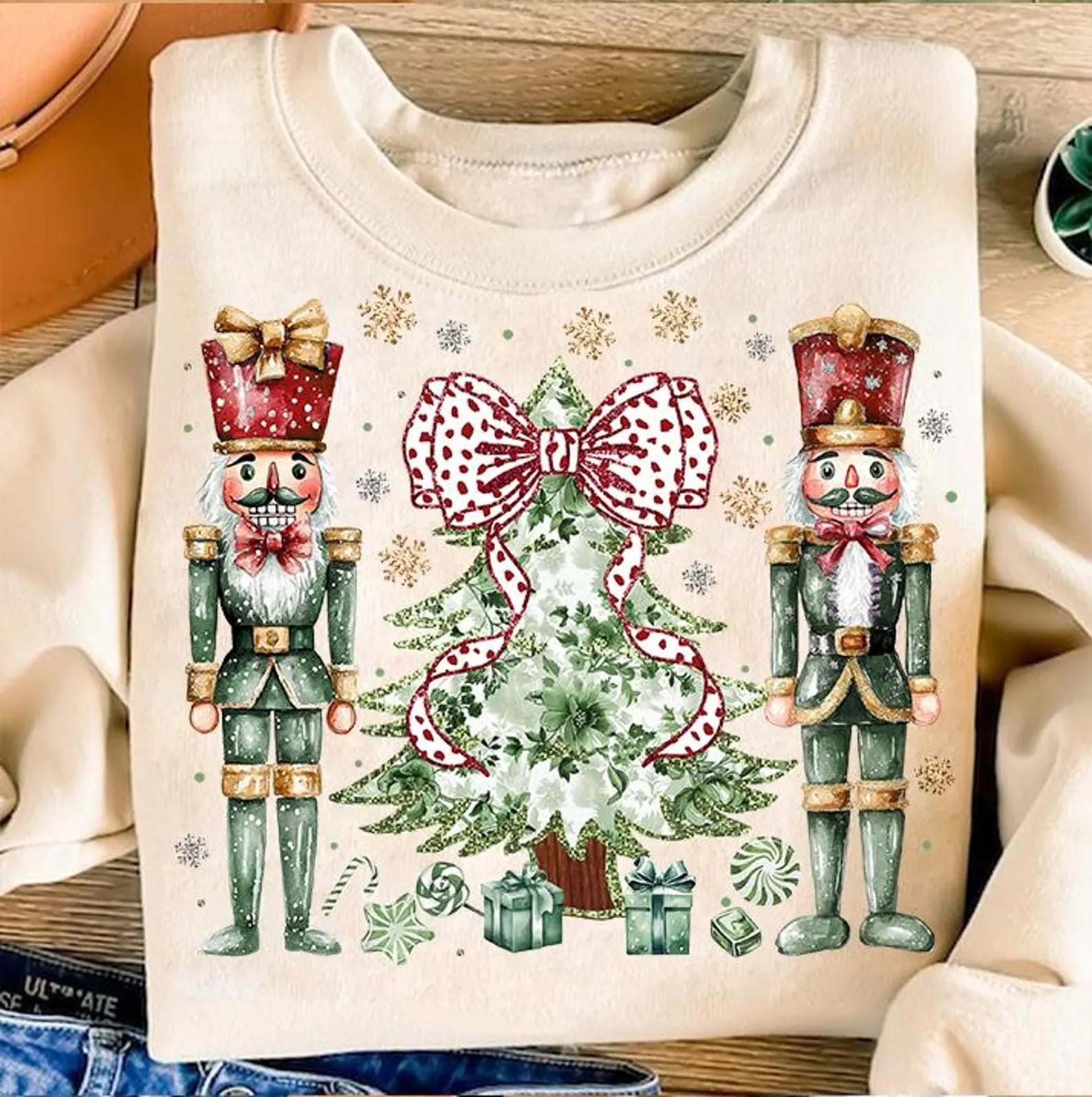 Polk A Dot Bow Christmas Tree Nutcrackers