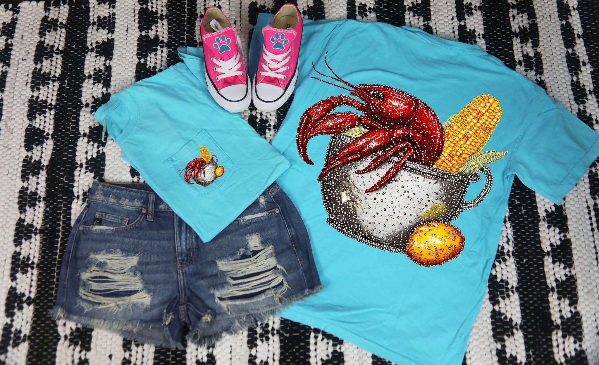 Crawfish Boil Pot Short Sleeve