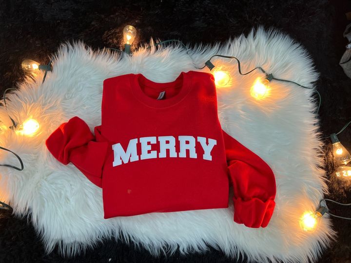 Merry White PUFF  Crewneck