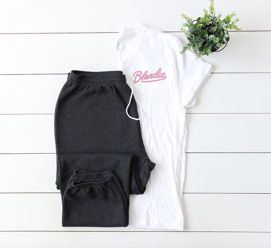 blondie pink cursive