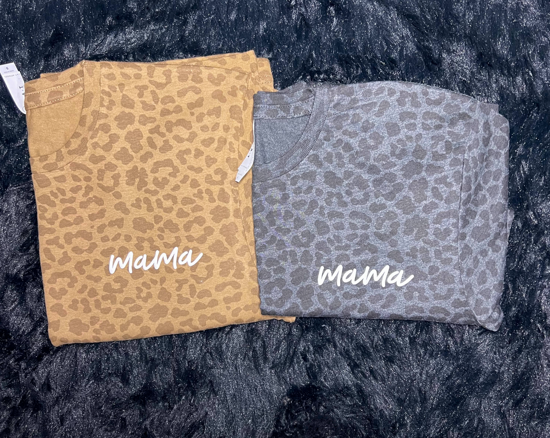 Leopard Mama Script Puff Pocket