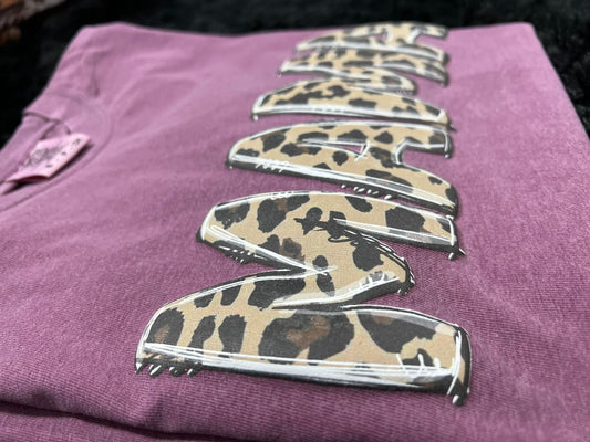 Mama Leopard Printed Puff Comfort Colors