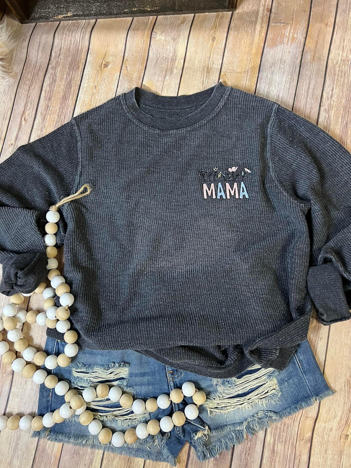 mama floral embroidery