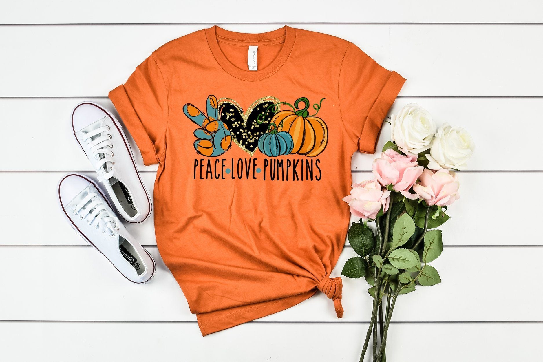 peace love pumpkins